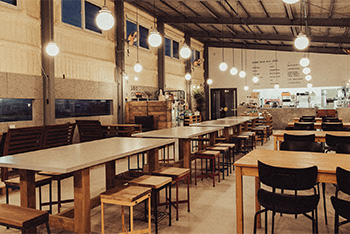 デイズに隣接しているレストラン「テンアール」